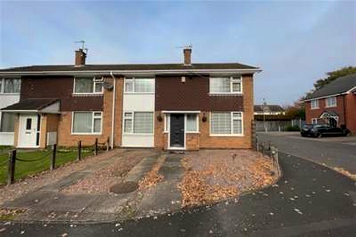 3 Bedroom House To Rent In Brookhouse Close, Featherstone, WV10