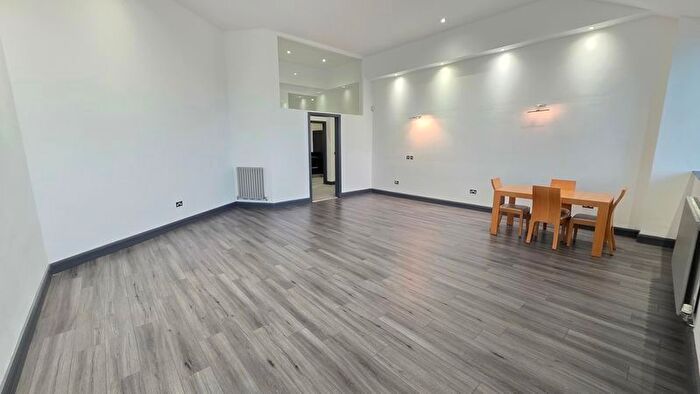 2 Bedroom Flat To Rent In @ Park Road, Peterborough, PE1