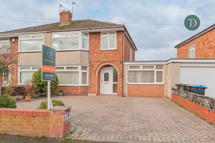 3 Bedroom Semi Detached House For Sale In Dolphin Crescent, Great Sutton, Ellesmere Port, CH66