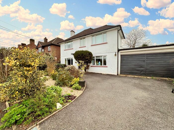 1 Bedroom Studio To Rent In Waverley Road, Bagshot, GU19