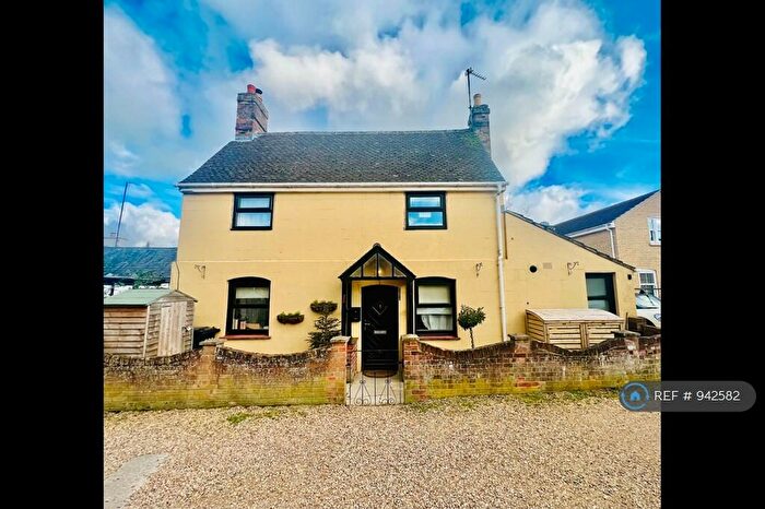 2 Bedroom Detached House To Rent In Shortsands Yard, St. Neots, PE19