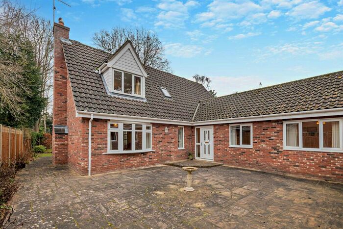 5 Bedroom Detached House For Sale In Pineheath Road, High Kelling, Holt, NR25