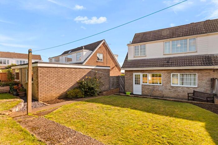 3 Bedroom Semi-Detached House For Sale In Bennett Drive, Winterton, Scunthorpe, North Lincolnshire, DN15