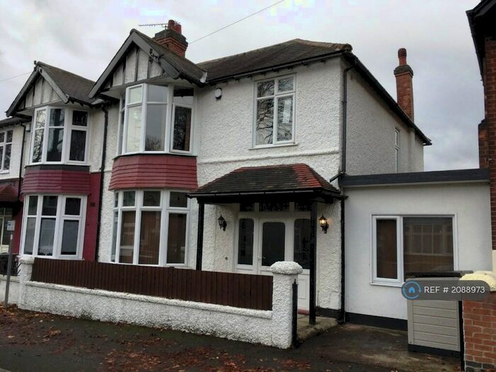 8 Bedroom Detached House To Rent In Harrington Drive, Nottingham, NG7