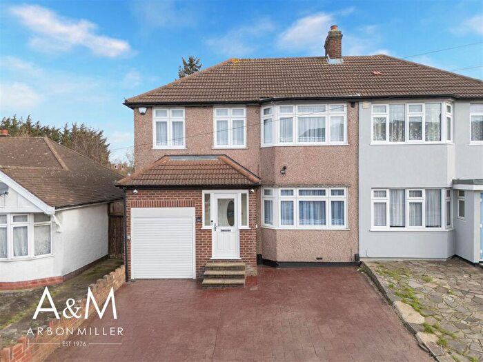 4 Bedroom Semi Detached House For Sale In Rushden Gardens, Clayhall, IG5
