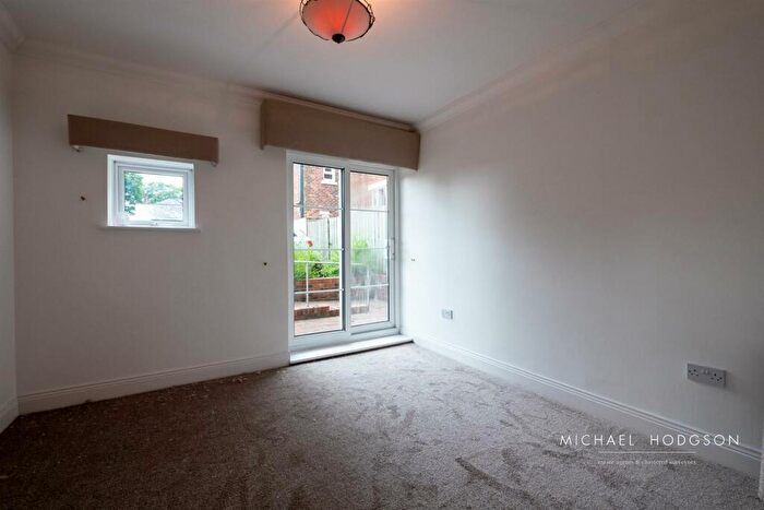 2 Bedroom Apartment To Rent In The Cloisters, Ashbrooke, Sunderland, SR2