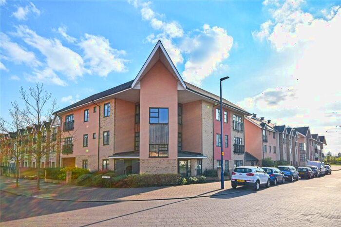 2 Bedroom Apartment To Rent In Chieftain Way, Cambridge, CB4