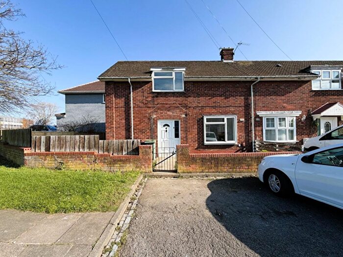 2 Bedroom End Terrace House For Sale In Loch Grove, Hartlepool, TS25