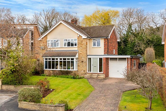 4 Bedroom Detached House For Sale In Fulwith Close, Harrogate, HG2