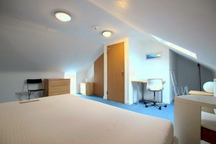 1 Bedroom Property To Rent In Fishermans Drive, London, Greater London, SE16