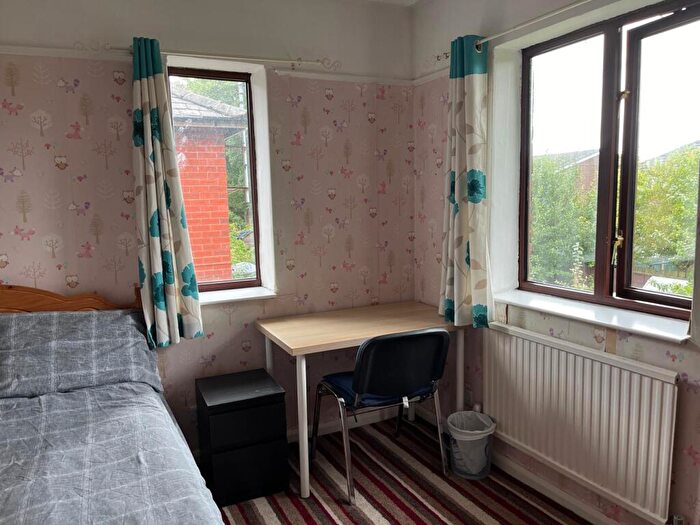 4 Bedroom House To Rent In Garswood Road, Fallowfield, M14