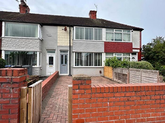 2 Bedroom Terraced House For Sale In Common Edge Road, Blackpool, FY4