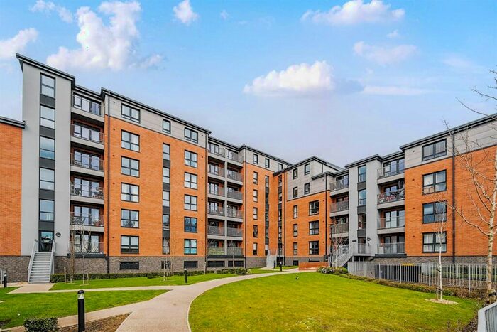 1 Bedroom Apartment To Rent In Silver Street, Reading, RG1