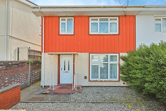 3 Bedroom Semi Detached House For Sale In Waring Road, Norwich, NR5