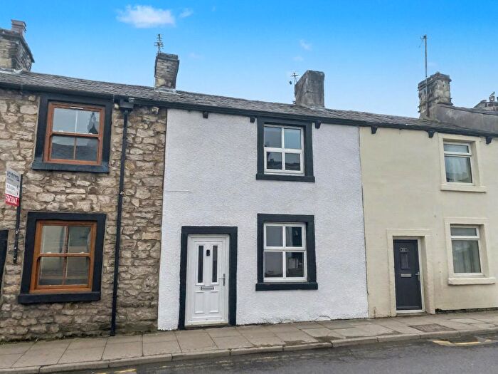 2 Bedroom Terraced House For Sale In Bawdlands, Clitheroe, BB7