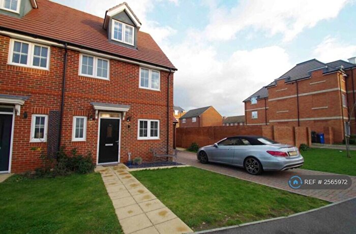 4 Bedroom Semi-Detached House To Rent In Potash Mead, Benson, Wallingford, OX10