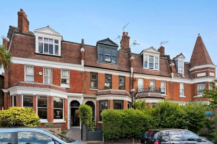 1 Bedroom Flat To Rent In Weston Park, Crouch End, N8