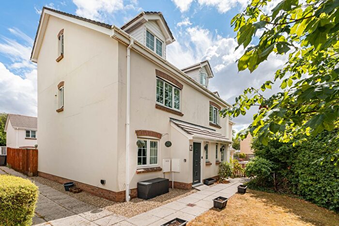 3 Bedroom Town House For Sale In Knights Mead, Chudleigh Knighton, TQ13
