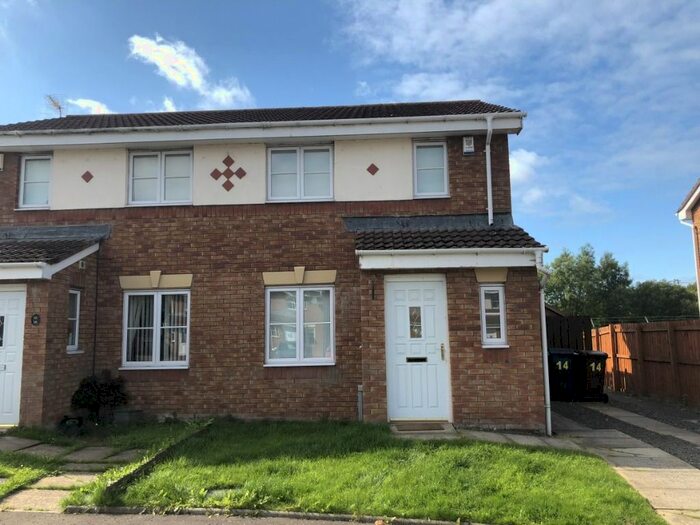 2 Bedroom Semi-Detached House To Rent In Steel Place, Wishaw, ML2