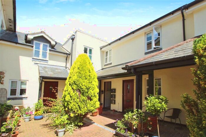 1 Bedroom Flat To Rent In Lodge Drive, Weyhill, Andover, Hampshire, SP11