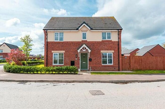 3 Bedroom Semi-Detached House To Rent In Rothwell Gardens, Warrington, WA3