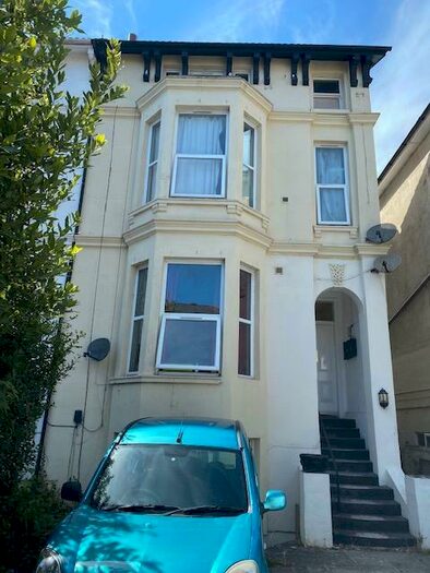 Studio To Rent In Waverley Road, Southsea, Hampshire, PO5