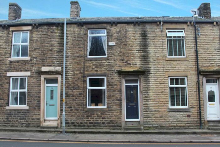 2 Bedroom Terraced House To Rent In Huddersfield Road, Rochdale, OL16