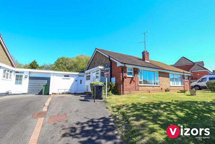 2 Bedroom Semi-Detached Bungalow For Sale In Mason Road, Headless Cross, Redditch, B97