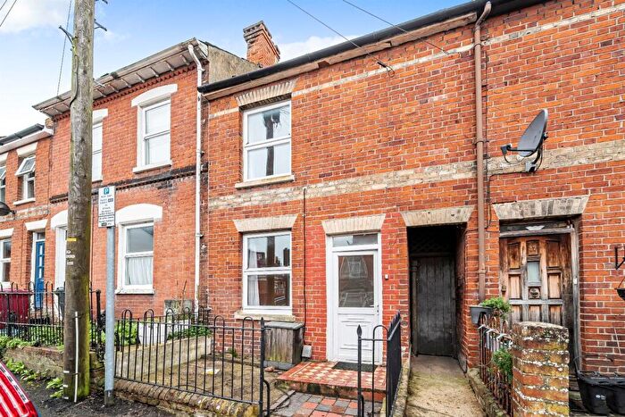 3 Bedroom Terraced House To Rent In Hill Street, Reading, RG1