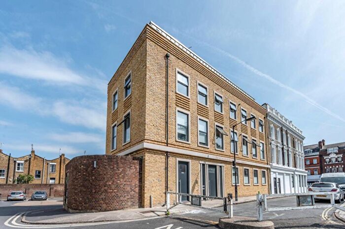 1 Bedroom Flat To Rent In Gateway, Vauxhall, London, SE17