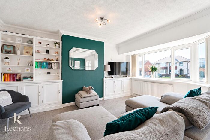 2 Bedroom Flat For Sale In Thwaites Road, Oswaldtwistle, Accrington, BB5