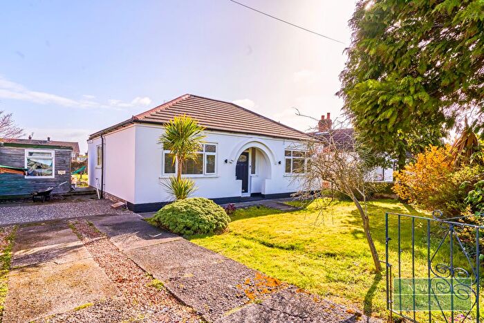 2 Bedroom Detached Bungalow For Sale In The Avenue, Halewood, Liverpool, L26