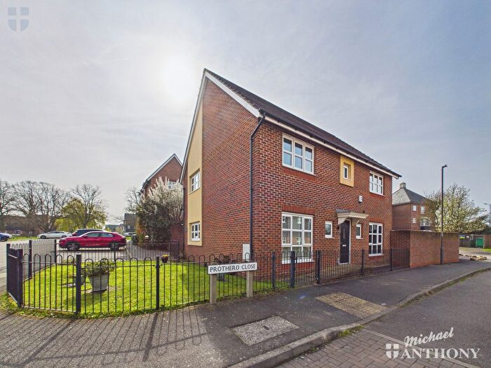 4 Bedroom Detached House For Sale In Prothero Close, Aylesbury, HP21