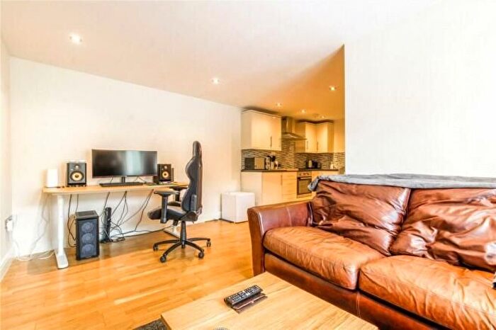 1 Bedroom Flat For Sale In Flat, Cannon Street, Bristol, Avon, BS3