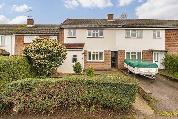 3 Bedroom Property For Sale In Quinta Drive, Barnet, EN5