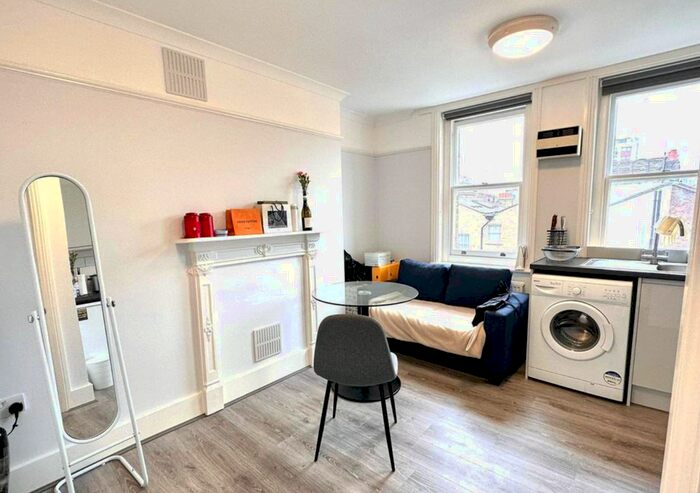 1 Bedroom Flat To Rent In Cleveland Street, London, W1T