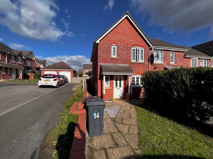 3 Bedroom Terraced House To Rent In Gainage Close, Corby, NN18