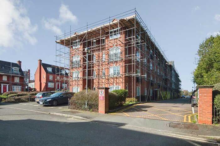 2 Bedroom Flat For Sale In Harrington Croft, West Bromwich, B71
