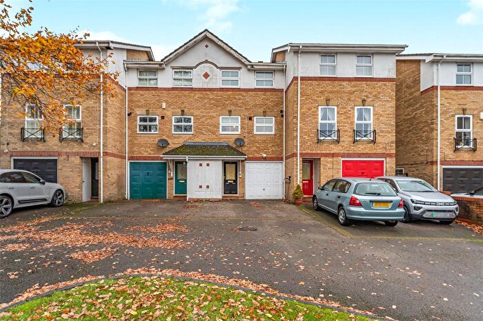 3 Bedroom Terraced House For Sale In Ladys Close, Watford, Hertfordshire, WD18