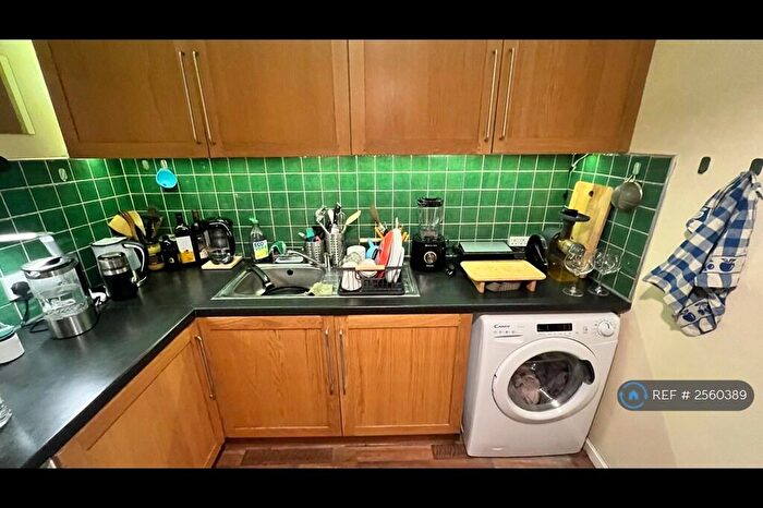 1 Bedroom Flat To Rent In Clarendon Road, Leeds, LS2