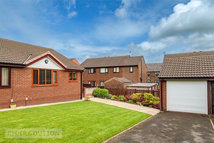 2 Bedroom Bungalow For Sale In Buttermere Drive, Dalton, Huddersfield, West Yorkshire, HD5