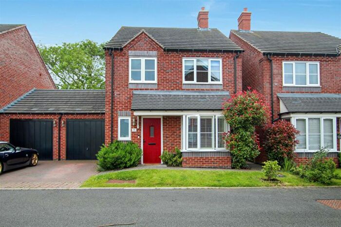3 Bedroom Link Detached House For Sale In Corn Fields, Austrey, Atherstone, CV9