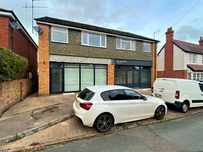 2 Bedroom Maisonette To Rent In Coworth Road, Ascot, SL5