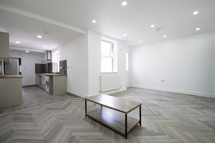 5 Bedroom House To Rent In Wyeverne Road, Cathays, CF24