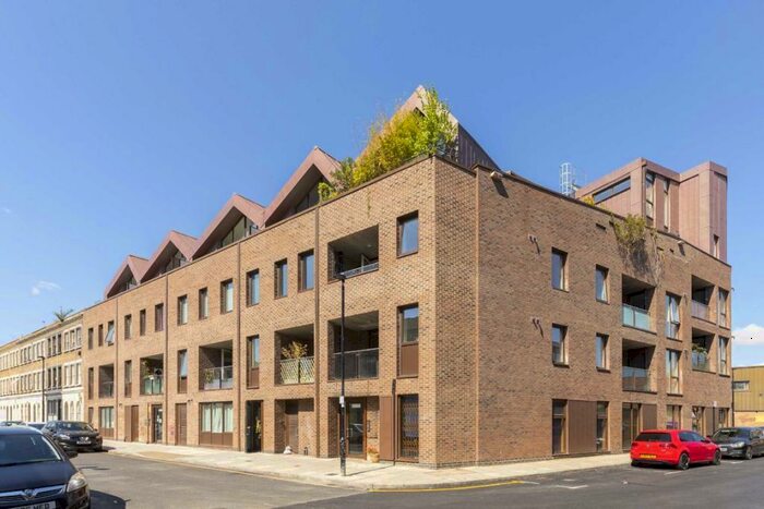 1 Bedroom Flat To Rent In Wadeson Street, Victoria Park, E2