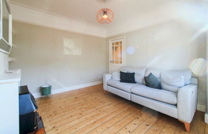 2 Bedroom Terraced House To Rent In Northway Road, Croydon, CR0