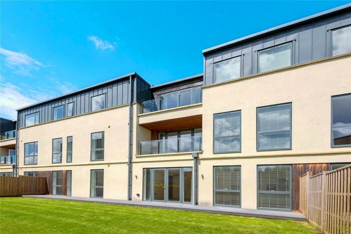 2 Bedroom Apartment To Rent In Granville Road, Bath, BA1