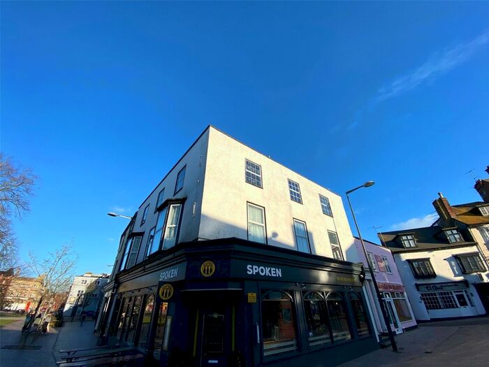 3 Bedroom Flat To Rent In The Strand, Exmouth, Devon, EX8