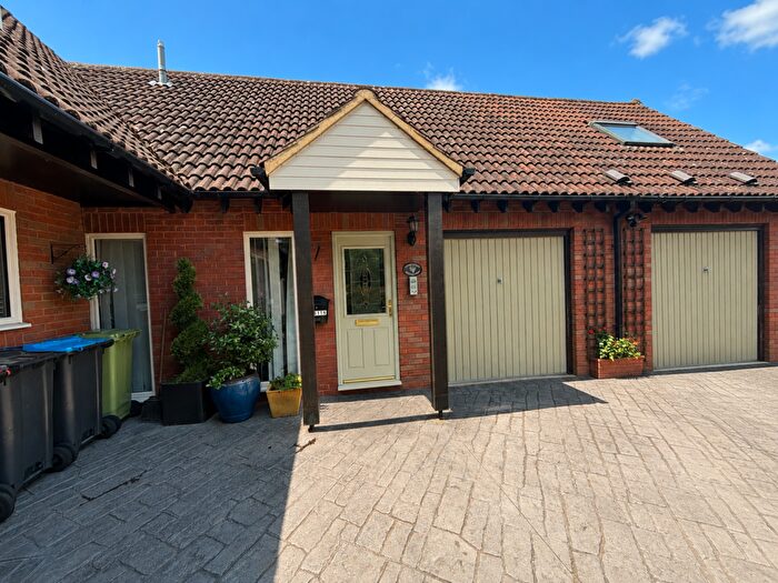 1 Bedroom Apartment To Rent In Rowsham Dell, Giffard Park, MK14