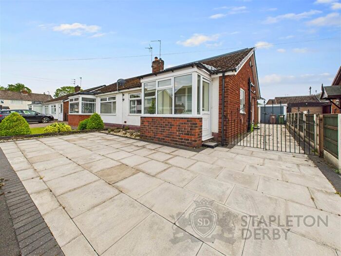 3 Bedroom Semi-Detached House For Sale In Harrison Drive, Rainford, St. Helens, WA11